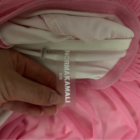 Norma Kamali Walter Off-The-Shoulder Sweetheart Fishtail Gown - Picture 10 of 13